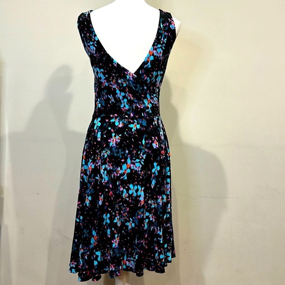 Cynthia Rowley Fit and Flare dark floral dress Size Small - Picture 5 of 5